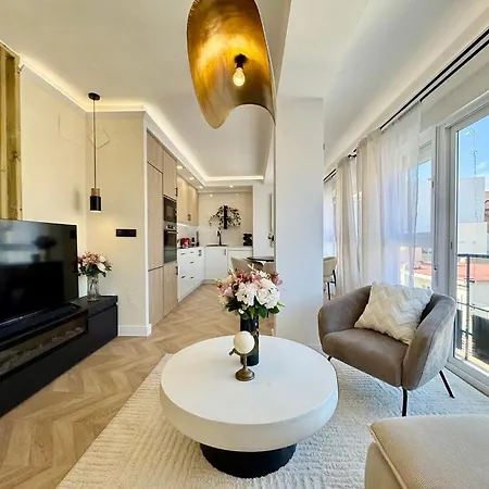 Elegance In The Heart Of Apartament *