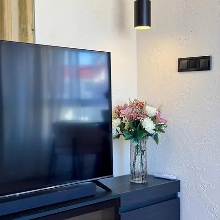 Elegance In The Heart Of Apartament