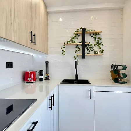 Elegance In The Heart Of Apartament
