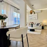 Elegance In The Heart Of Lejlighed