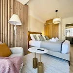 Elegance In The Heart Of Lejlighed