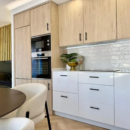 Apartment Elegance In The Heart Of