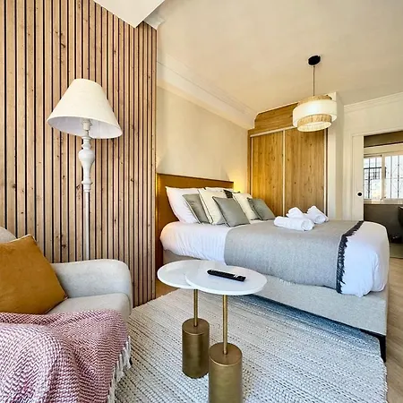 Elegance In The Heart Of Apartamento
