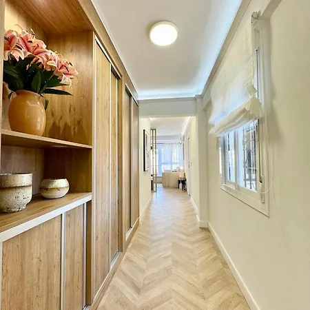 Elegance In The Heart Of Apartamento