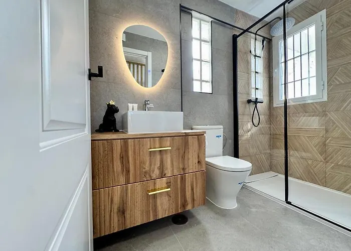 Elegance In The Heart Of Apartment